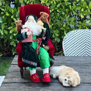 Lynn Haney Santa Claus Fireside Friends With Dog Vintage 2001 #1321 Velvet Chair